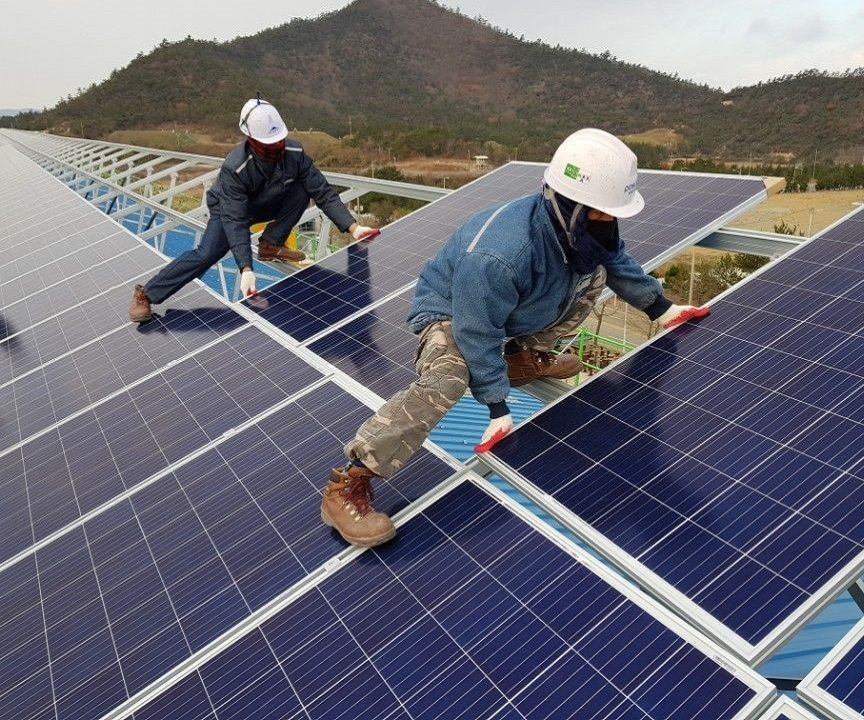 屋顶太阳能支架安装